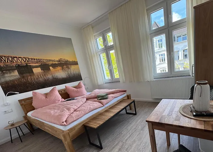 Downtown 38 Pensión 3*